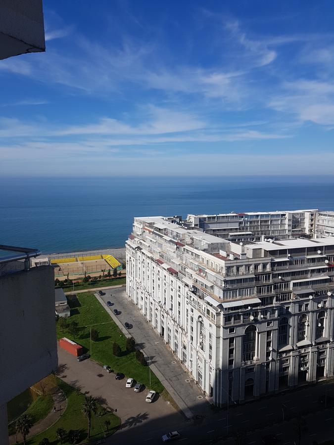 Apartment In Front Of Mcdonald'S Batumi Exterior foto