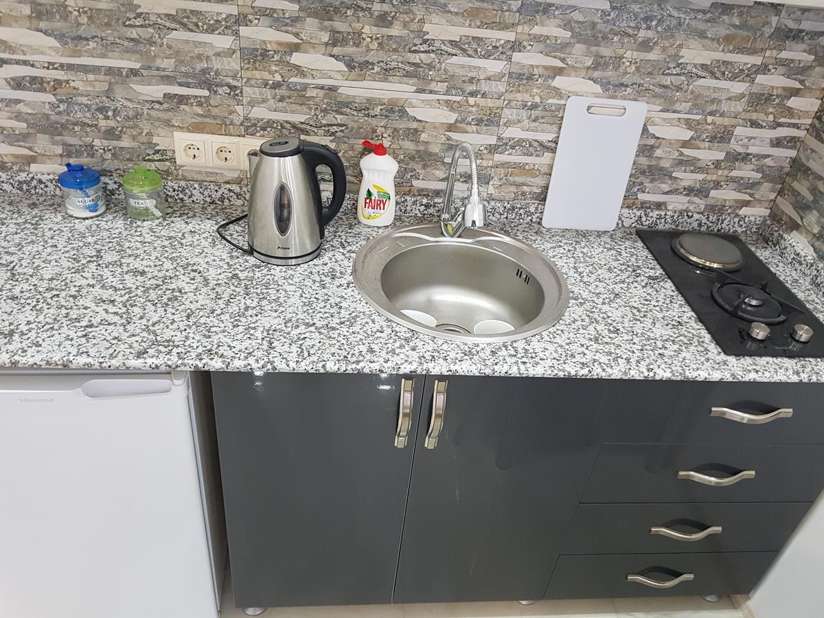 Apartment In Front Of Mcdonald'S Batumi Exterior foto